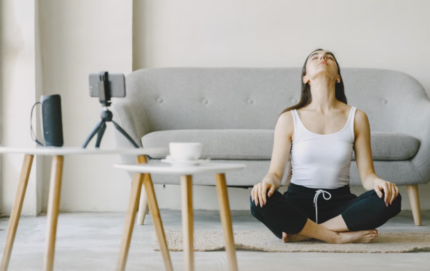 Finding Stillness in the Digital Age: How Meditation Is Adapting to Modern Life